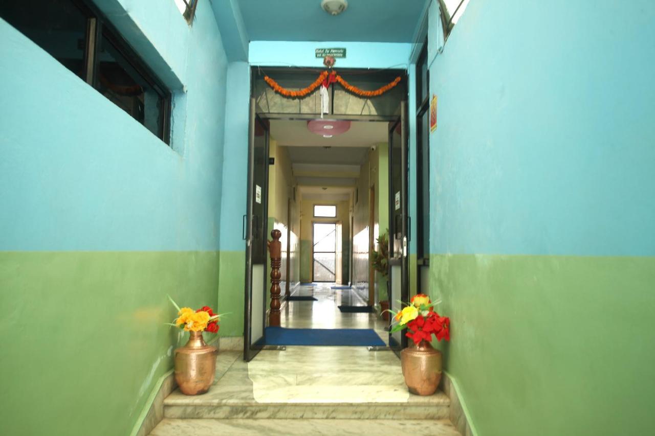 Oyo 705 Hotel De Namaste Surkhet Bagian luar foto